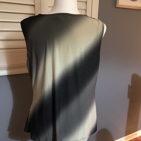 Laura Petite XL Omber toned Sleeveless silk like blouse - Picture 4 of 5